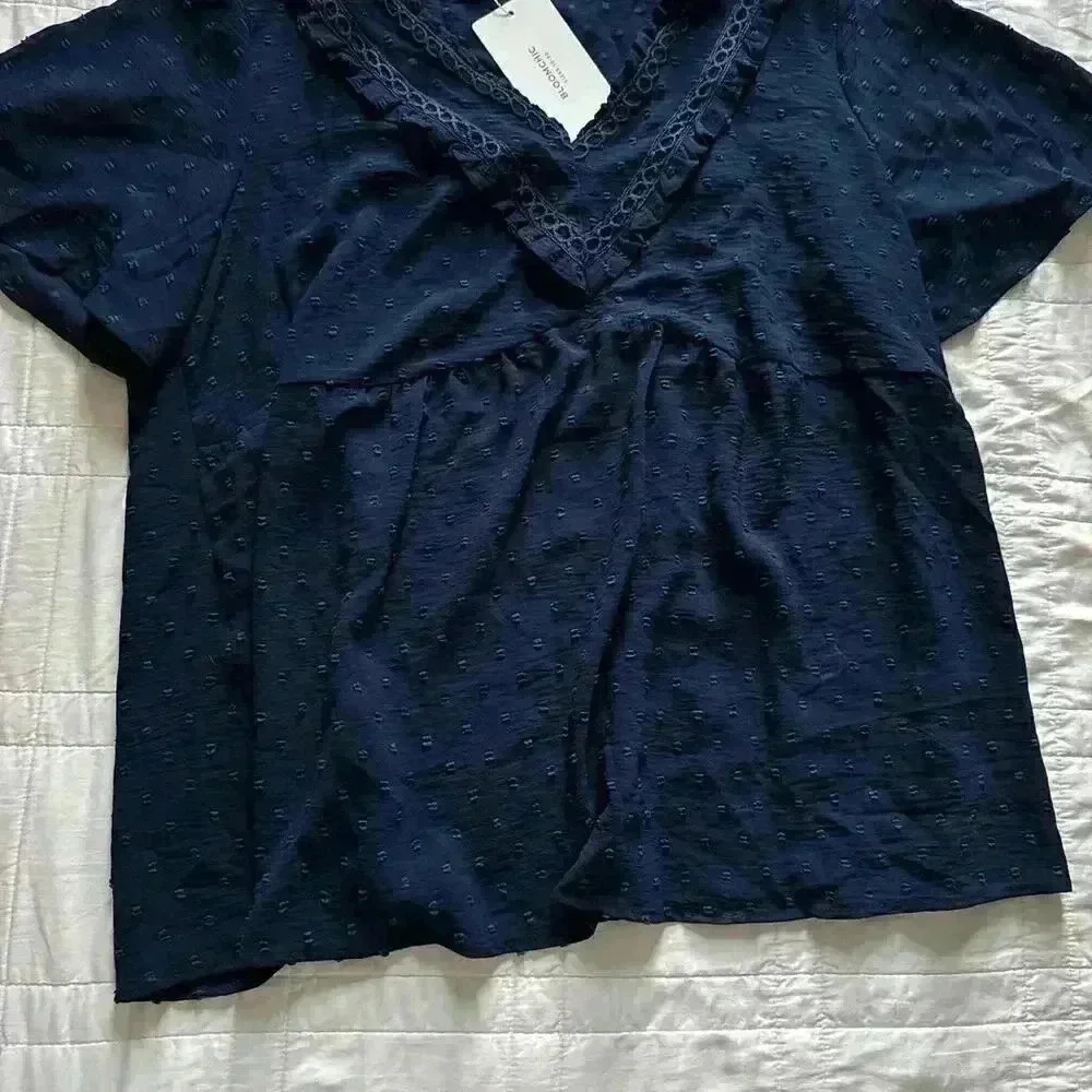 Scandinavian ruffle top navy blue Swiss dot v-neck bloomchic women’s XL classic - Picture 5 of 8